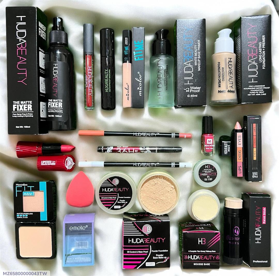 17 in 1 Make Up Kit By Huda
